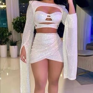 Brand new. Never worn.